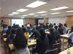 大學(xué)生創(chuàng  )新創(chuàng  )業(yè)政策宣講,大學(xué)生創(chuàng  )新創(chuàng  )業(yè)政策宣講實(shí)踐小結,創(chuàng  )新創(chuàng  )業(yè)宣講ppt