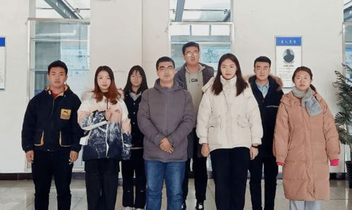 大學(xué)生創(chuàng  )新創(chuàng  )業(yè)案例,大學(xué)生創(chuàng  )新創(chuàng  )業(yè)怎么寫(xiě),大學(xué)生創(chuàng  )新創(chuàng  )業(yè)心得