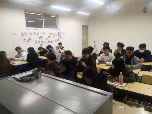 大學(xué)生創(chuàng  )新創(chuàng  )業(yè)主題班會(huì ),創(chuàng  )新創(chuàng  )業(yè)主題班會(huì )ppt,創(chuàng  )新創(chuàng  )業(yè)主題班會(huì )內容