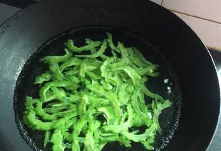 苦瓜煮多久能熟,苦瓜煮多長(cháng)時(shí)間熟圖2