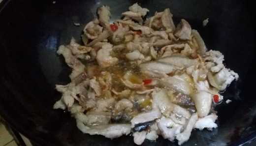 苕皮怎么炒肉,苕粉皮怎么炒好吃圖10