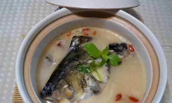 天麻煲湯怎么搭配竅門(mén)