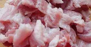 大蒜炒肉怎么炒,大蒜炒肉的家常做法竅門(mén)圖3