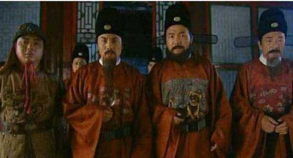蕃臺和臬臺誰大,清朝的制臺、撫臺、臬臺、藩臺、道臺、府臺、學(xué)臺各是多大的官_百度...圖13