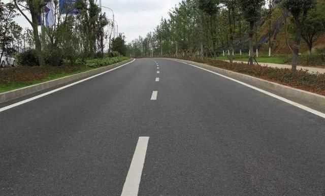 柏油馬路和瀝青馬路區(qū)別，柏油馬路和瀝青路有什么區(qū)別啊？圖4
