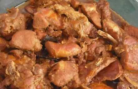 燉兔子肉放什么配料,怎樣燉兔子肉才能去掉土腥味兒圖1