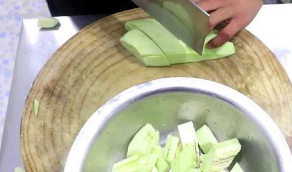 茄子怎么炒吃,怎么炒茄子好吃又簡(jiǎn)單圖8