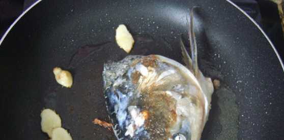 魚(yú)頭豆腐湯的做法,魚(yú)頭豆腐湯的做法家常做法圖16