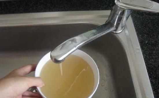 家里的自來(lái)水突然發(fā)黃是什么原因