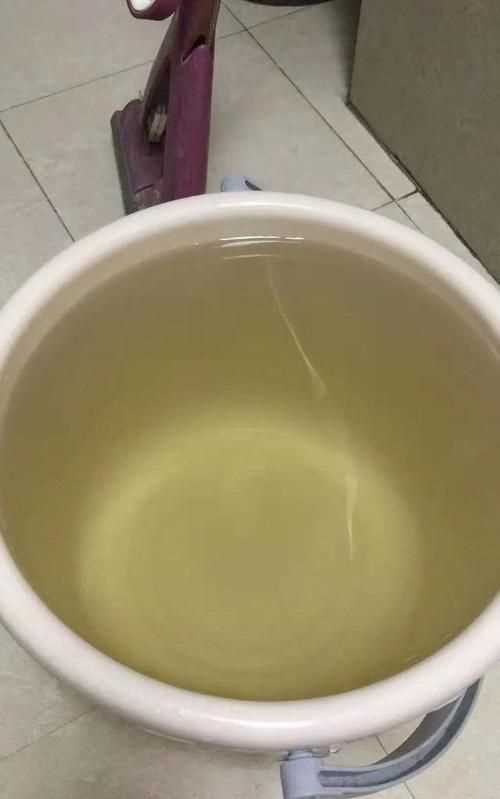 自來(lái)水變黃是什么原因能洗澡嗎