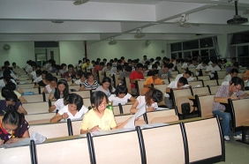 大學(xué)實(shí)驗室安全知識在線(xiàn)考試題庫