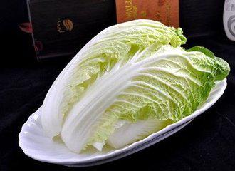 賣(mài)白菜第一段運用了哪些人物描寫(xiě)方法