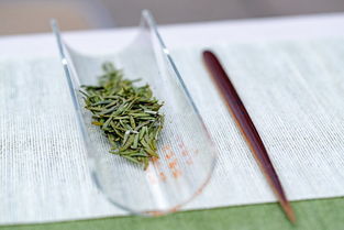 關(guān)于春茶的優(yōu)美詩(shī)句