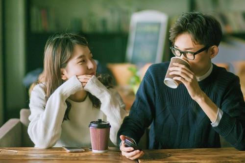 關(guān)于生命是短暫的詩(shī)句