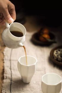 描寫(xiě)茶的優(yōu)美詩(shī)句大全,關(guān)于春節的優(yōu)美詩(shī)句大全,關(guān)于鳥(niǎo)的優(yōu)美詩(shī)句大全
