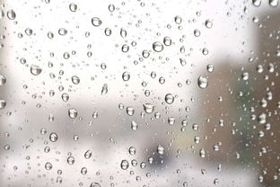 關(guān)于大雨的傷感的詩(shī)句