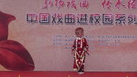 喜劇走進(jìn)校園英語(yǔ)作文