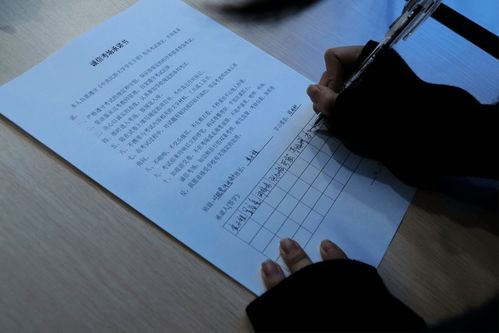 嚴肅校紀校規凈化校園風(fēng)氣的作文