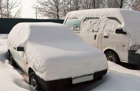 下雪天車(chē)停在戶(hù)外注意事項