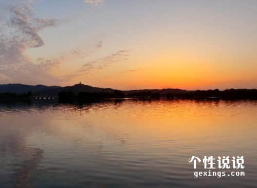 現(xiàn)實精辟的經(jīng)典說說(60條) 現(xiàn)實精辟的經(jīng)典說說(60條)