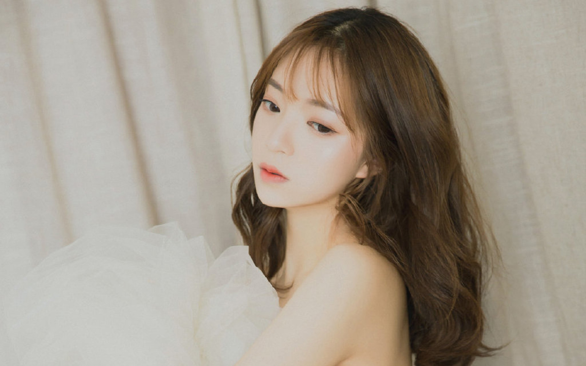 風(fēng)月入我相思局，怎堪相思未相許