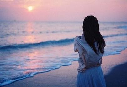 我從未放棄過愛你，只是從濃烈，變得悄無聲息