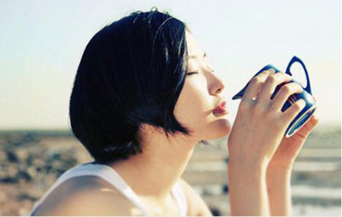 熱門經(jīng)典說說成熟，就是用微笑來面對一切小事